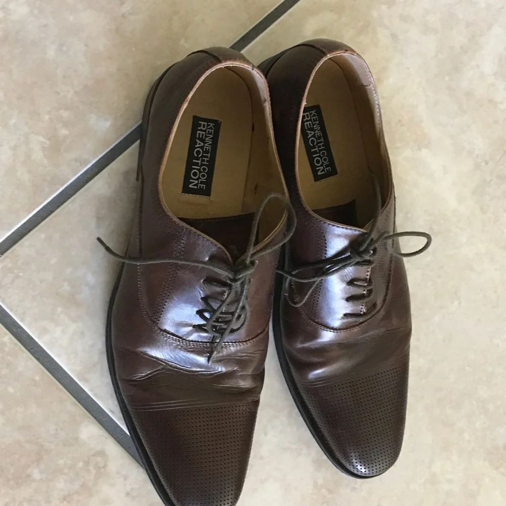 Kenneth Cole Reaction Men's Dark Brown Perforated Leather Oxfords